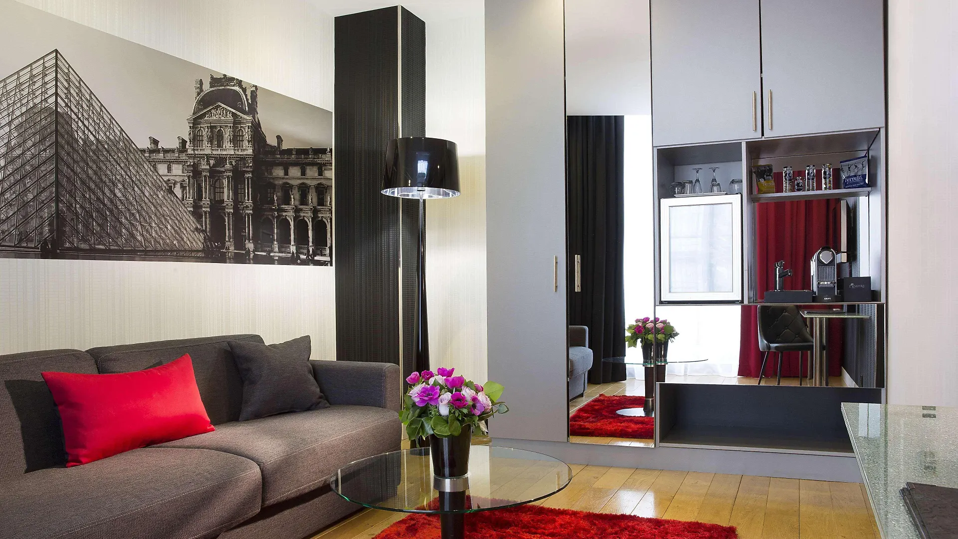 L'Empire Paris - Louvre Hotel