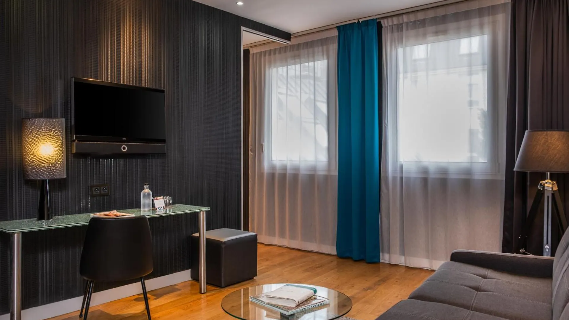 ****  L'Empire Paris - Louvre Hotel France