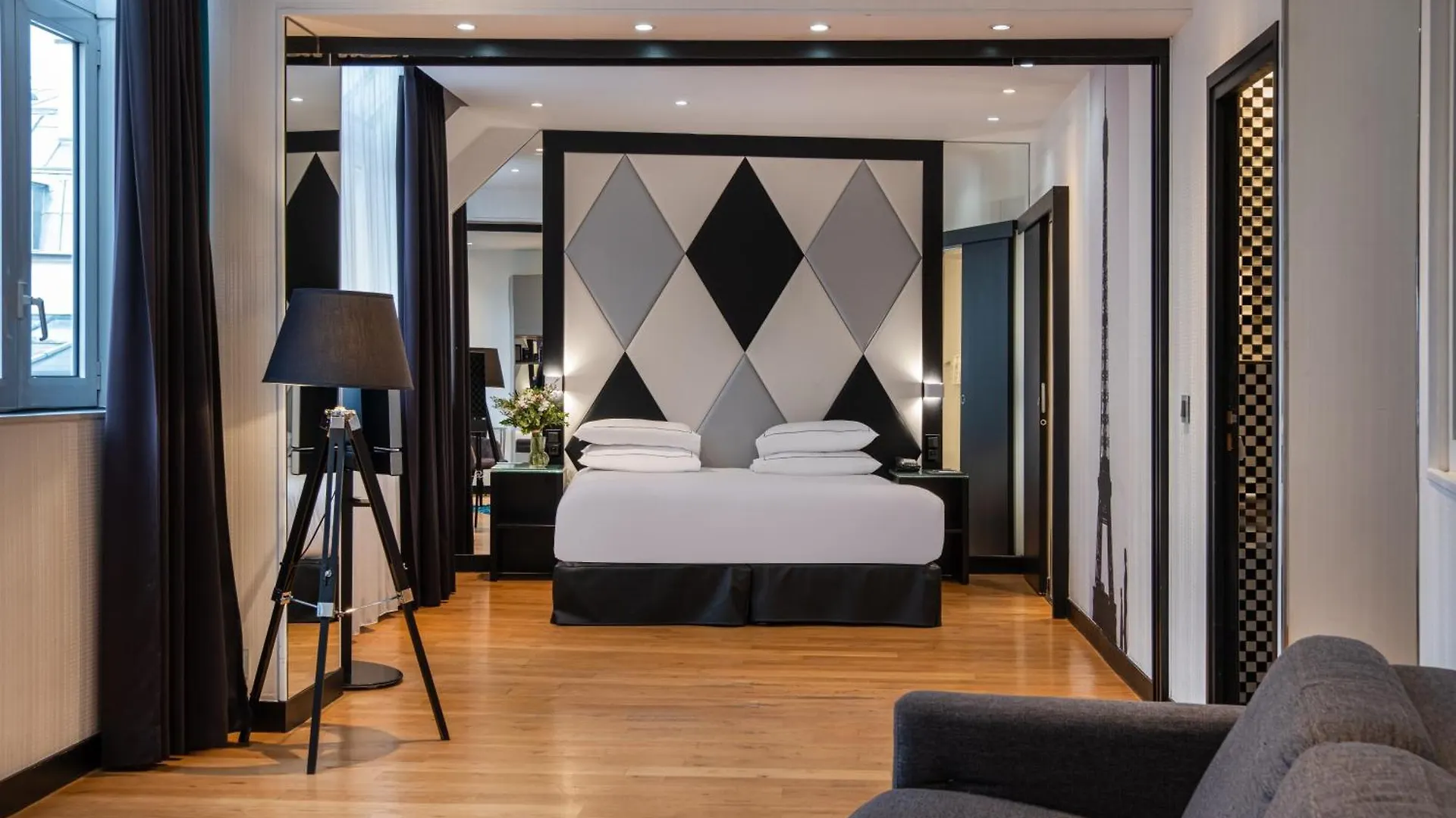 ****  L'Empire Paris - Louvre Hotel France